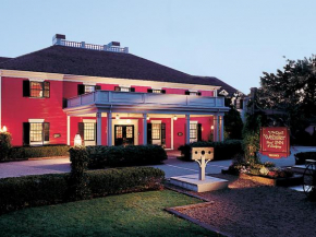Отель Dan'l Webster Inn and Spa  Сендвич
